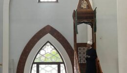 Bajram-namaz u Istiklal džamiji predvodio glavni imam dr. Abdulgafar Velić