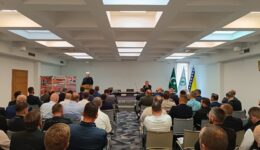 Muftija sarajevski prisustvovao redovnom seminaru za imame